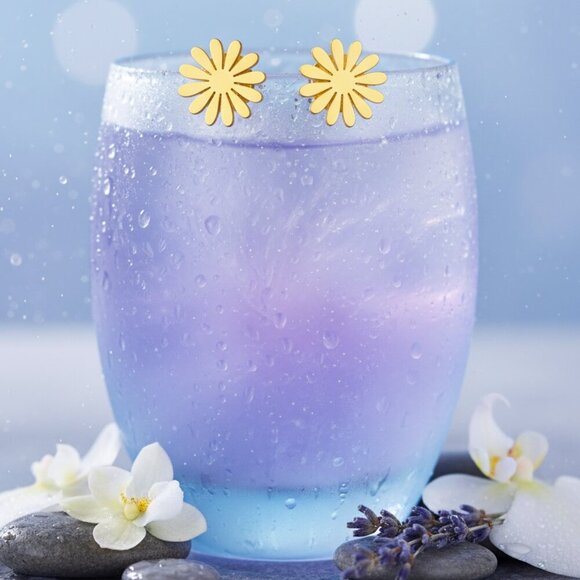 🆕️Minimalist Daisy Flower Stud Dainty Earrings 18K Gold Plated Stainless Steel - Picture 8 of 13